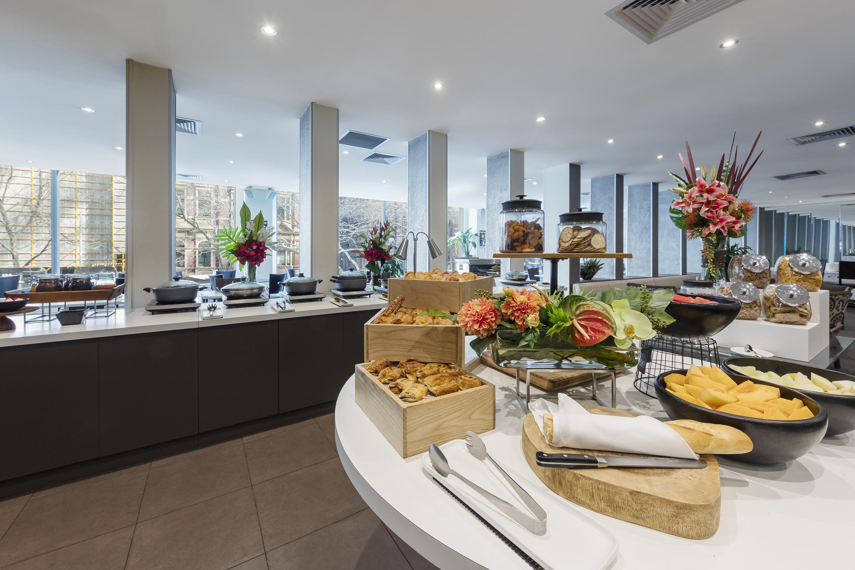 Oaks Melbourne On Collins Suites Exteriör bild